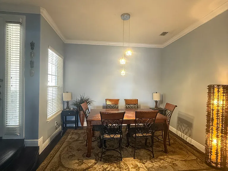 8228 Tivoli Dr — Photo 25