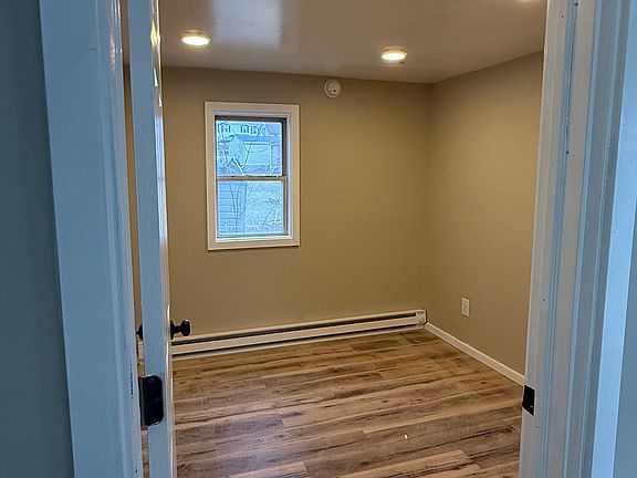 5th image of 74 2nd St #1