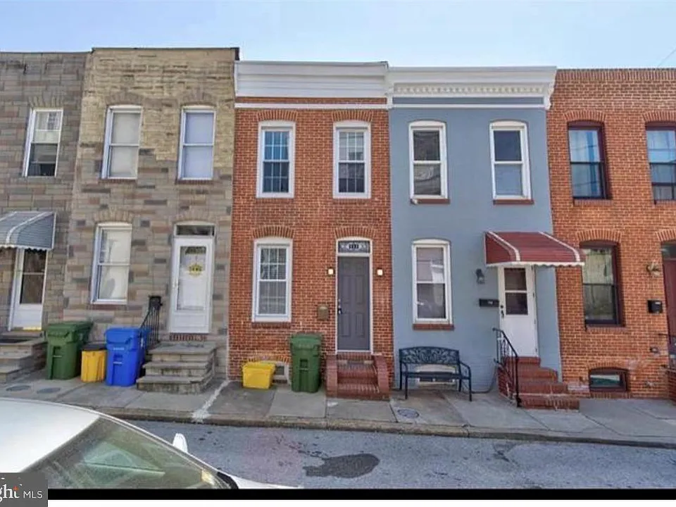 111 Bloomsberry St