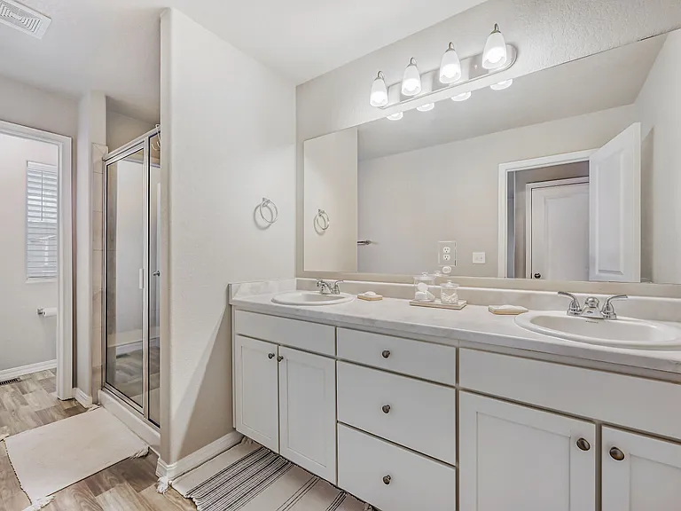 8116 Kittrick Pl — Photo 24