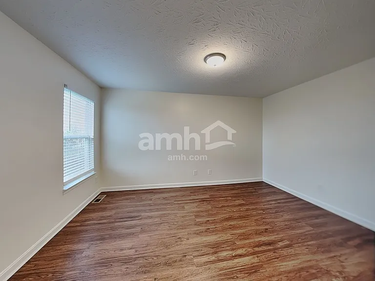 9302 Hardwicke Ln — Photo 20