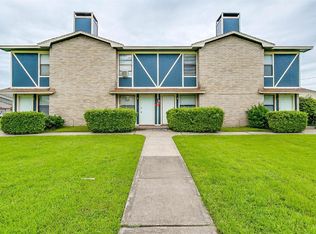 900 Cottonwood Trl APT B, Benbrook, TX 76126