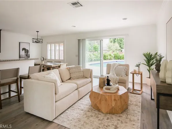 23931 Victory Blvd, West Hills, CA 91307