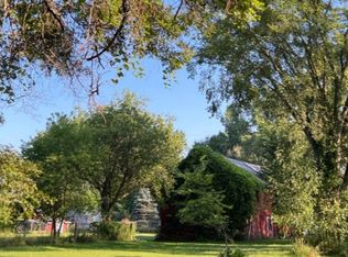 10301 N Antcliff Rd, Fowlerville, MI 48836