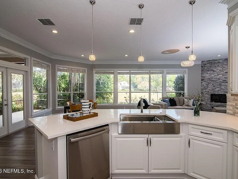 1579 Harrington Park Dr — Photo 7