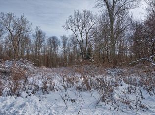 92 Legionnaire Dr, Rochester, NY 14617