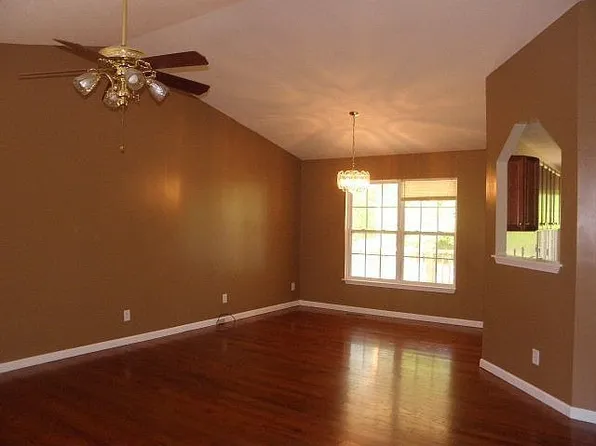 164 Prosperity Ln, Sparta, TN 38583