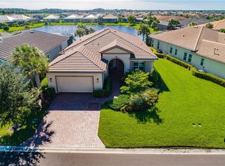 13740 Woodhaven Cir, Fort Myers, FL 33905