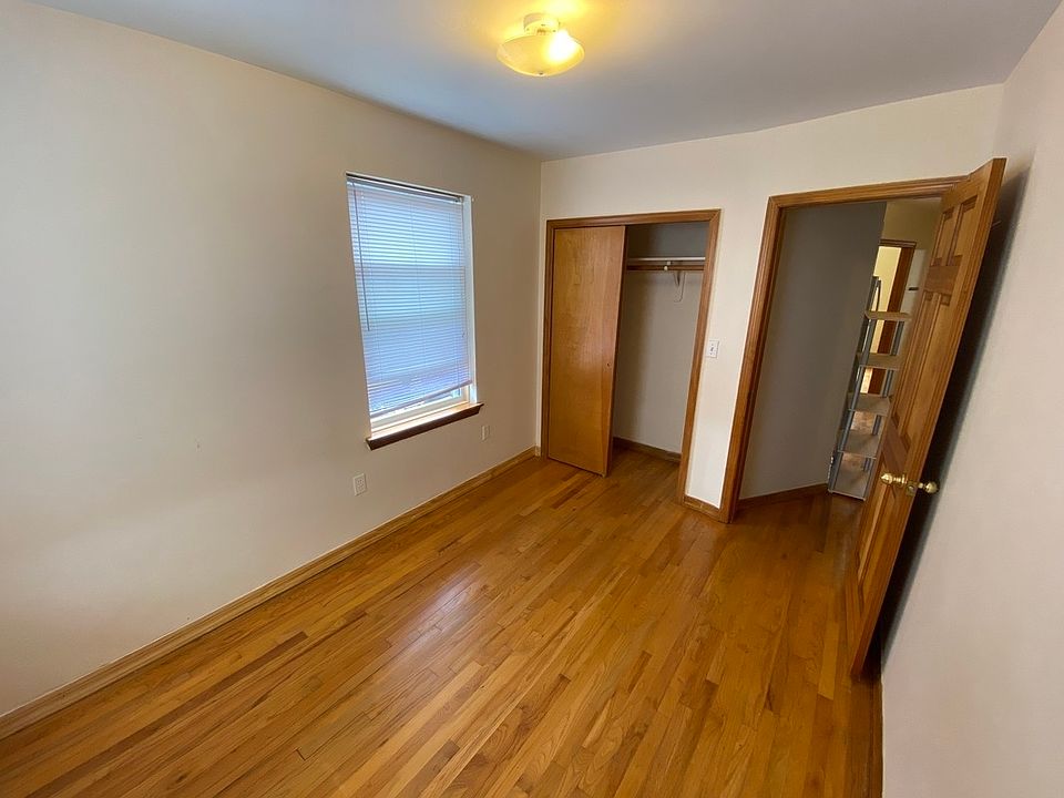 1st image of 28-18 21st Ave #3R