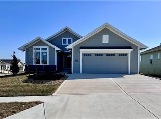 15821 Buena Vista St, Overland Park, KS 66224