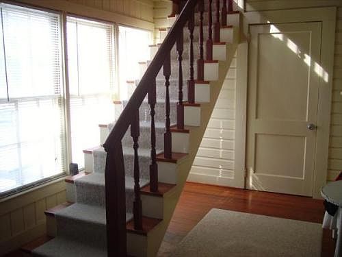 5th image of 4024 Saint Teresa Ave