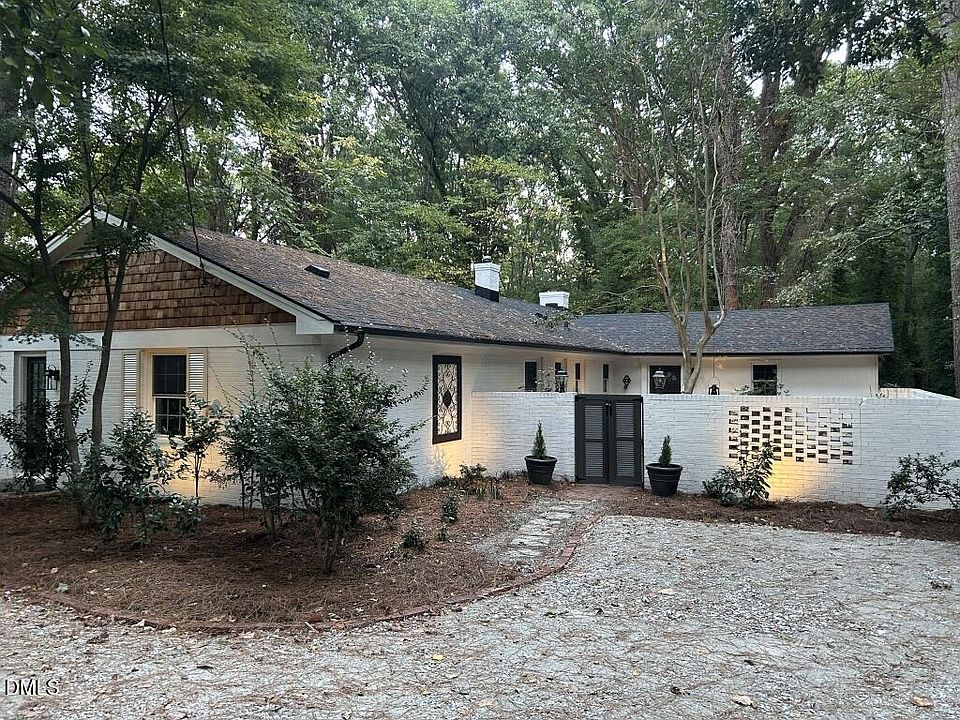 1st image of 1409 Trailwood Dr