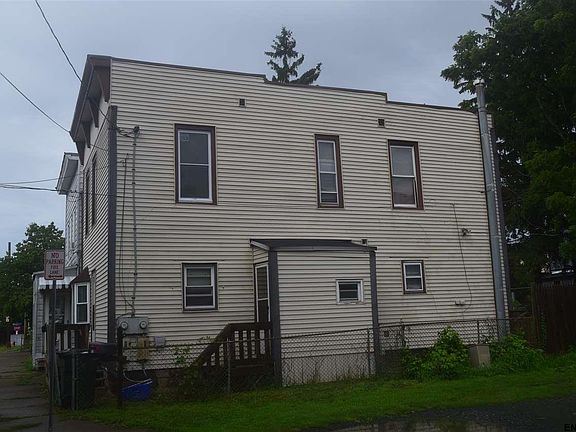 2nd image of 17 Richmond St