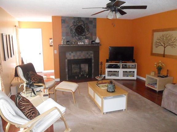 3rd image of 3171 Winfield Ct