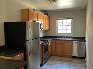 77 11th St #3, Troy, NY 12180