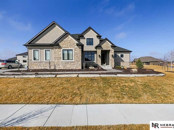 4th image of 7721 S 97th Bay