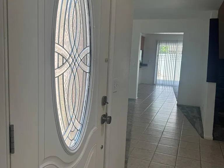 44526 La Paz Rd — Photo 1