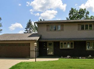 926 Northern Heights Dr NE, Rochester, MN 55906