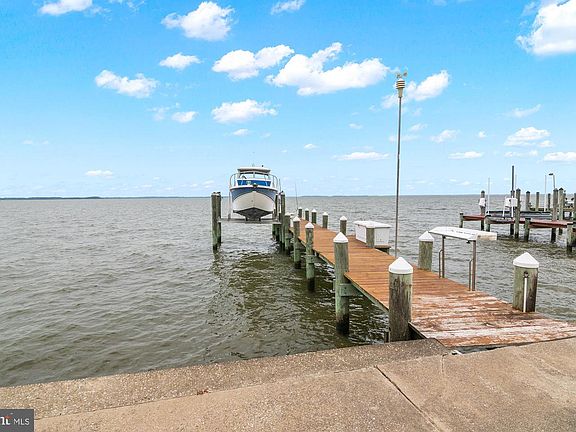 4th image of 2724 Holly Beach Rd