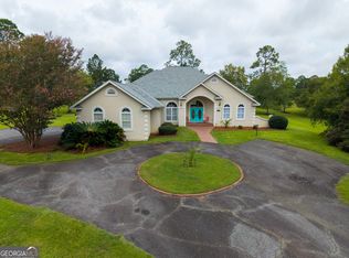 1741 Green Acres Dr, Vidalia, GA 30474