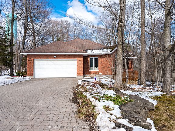 4th image of 2 Riverside Dr