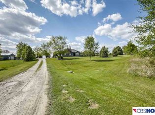 12715 Sunny Slope Dr, Plattsmouth, NE 68048