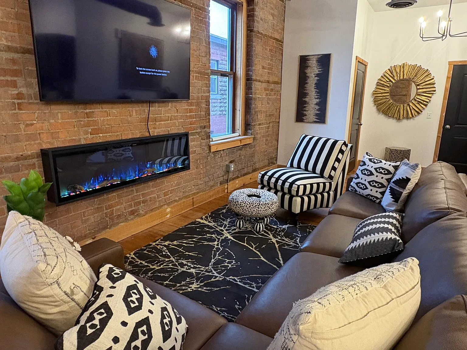 1 bed, 1000 sqft, $3,200 — Photo 2