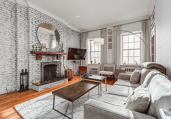 2nd image of 460 W 23rd St APT 3A