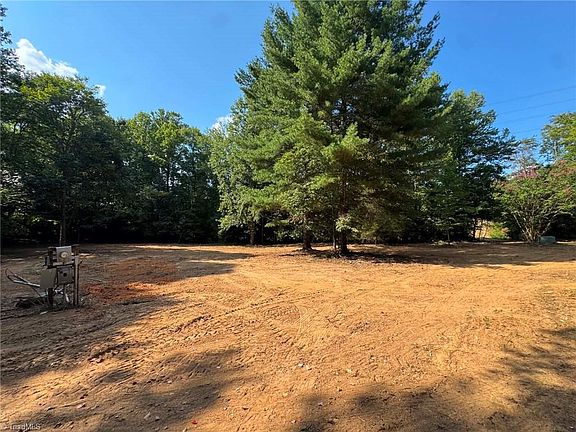 3rd image of 1036 Antler Run Dr Lot 4