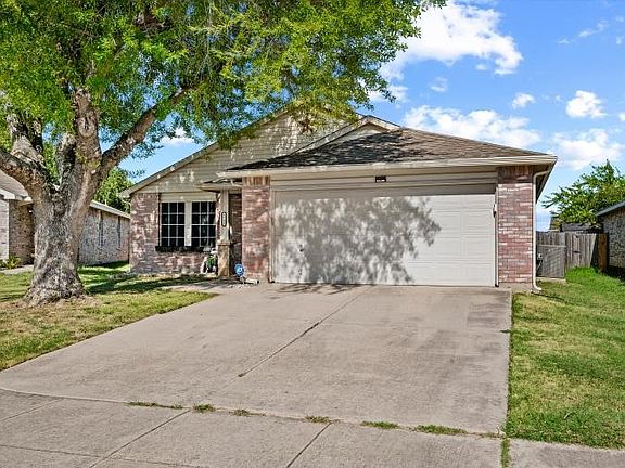 2nd image of 8721 Hunters Point Way
