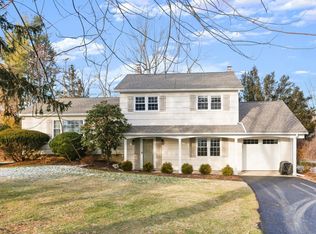 458 Jill Ct, Yorktown Heights, NY 10598