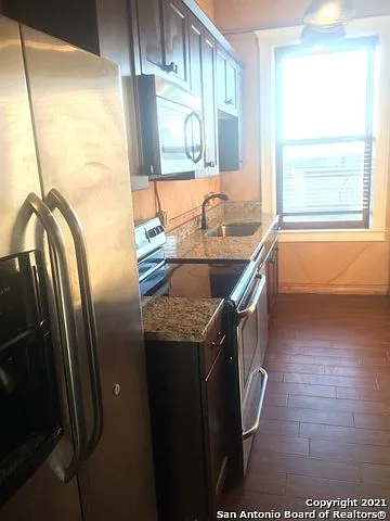 601 N Alamo St #203 — Photo 8