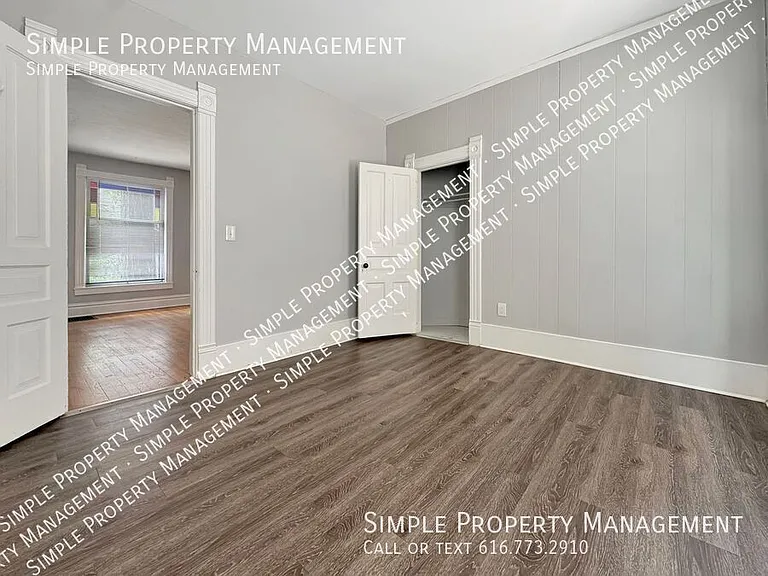 52 Union Ave NE #1 — Photo 10