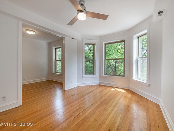 4th image of 4000 N Hermitage Ave #3