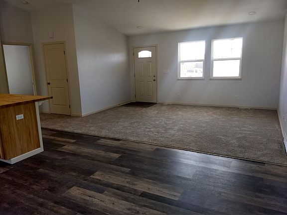 3rd image of 138 S Luther Ave