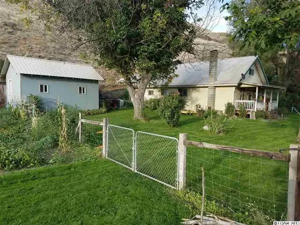 2322 Asotin Creek Rd, Asotin, WA 99402