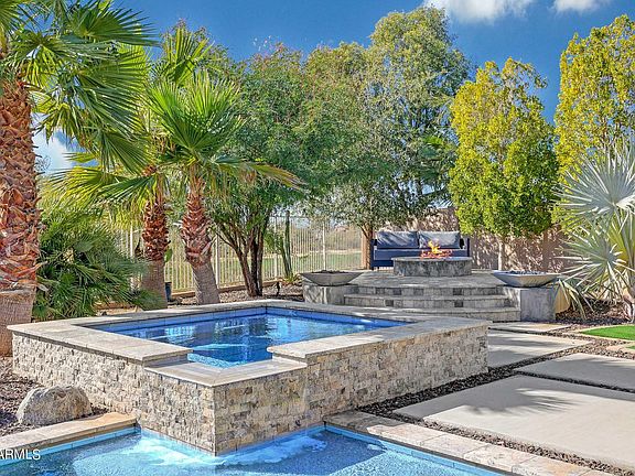 3rd image of 18279 W SEQUOIA Drive