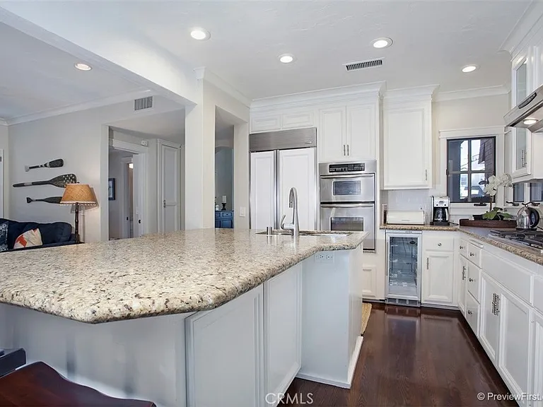 441 Carnation Ave — Photo 11