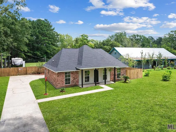 20669 Benton Ln, Livingston, LA 70754