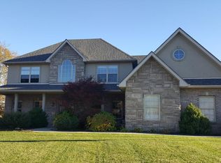 4650 E Raccoon Ridge Dr, Columbia, MO 65201