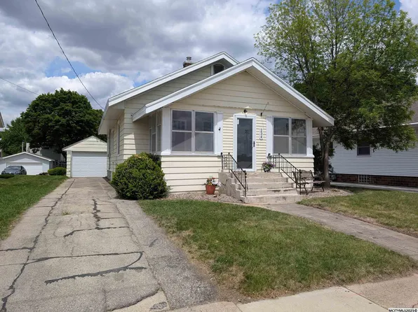 234 15th St SE, Mason City, IA 50401