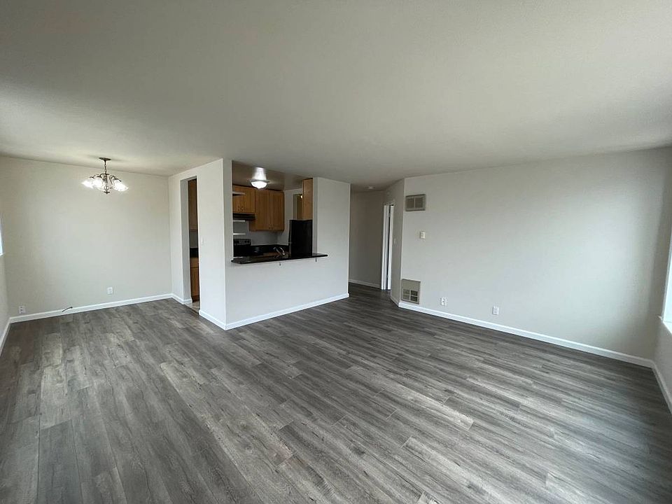 1st image of 1386 30th Ave #438R