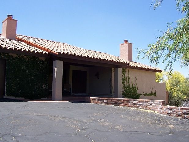 1st image of 3850 N River Hills Dr