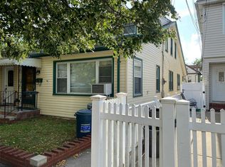 12-36 120th St, College Pt, NY 11356