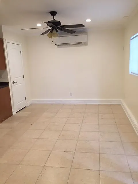6210 Calvin Ave — Photo 4