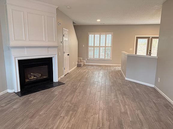 2nd image of 1637 Heyford Cir NW