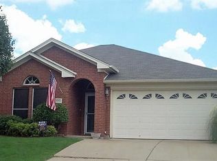 100 Stonewood Way, Alvarado, TX 76009