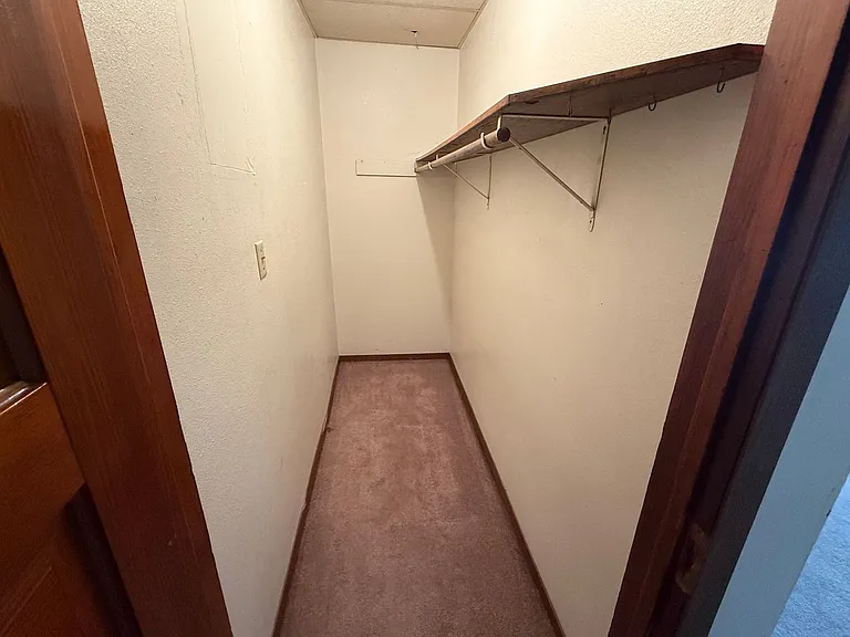 618 N Broadway — Photo 7