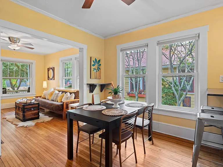 59 Elizabeth Pl #A — Photo 9
