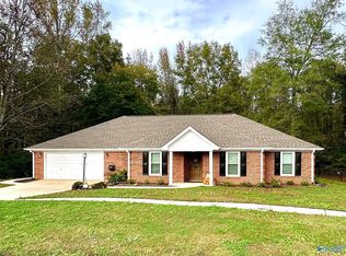 301 Early Harvest Ct, Harvest, AL 35749